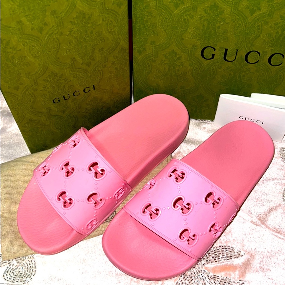 Gucci Pink Logo Slide Sandals